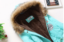 Casaco Feminino de Inverno com Capuz e Forro Quente - Shelter™